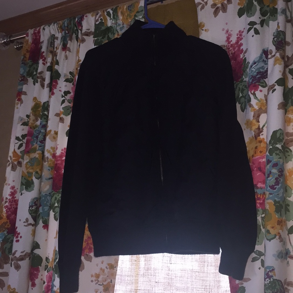 Converse sweater size m